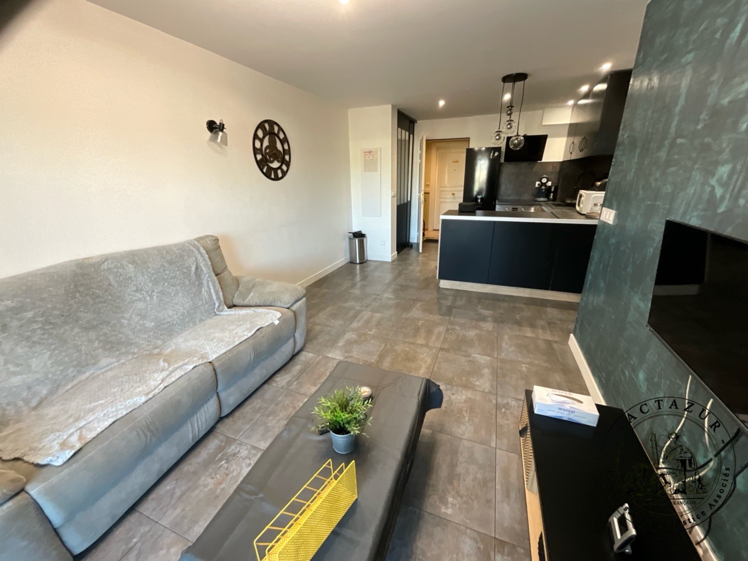 Foto von Master-Report